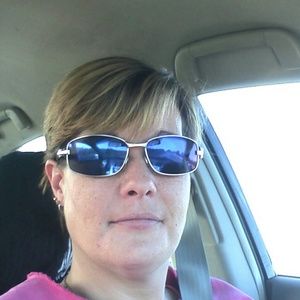 Meet your Posher, Renee