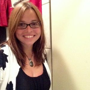 Meet your Posher, Kara