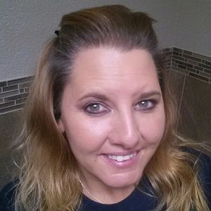 Meet your Posher, Candy