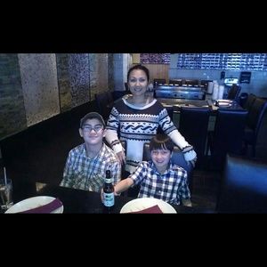 Meet your Posher, Raquel