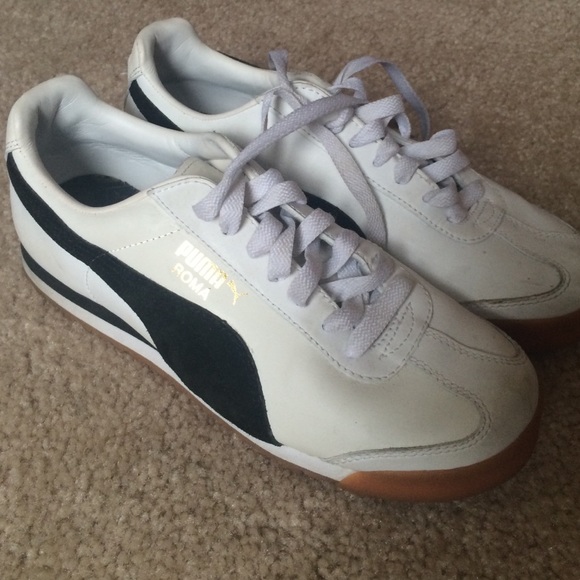 Puma shoes size 5