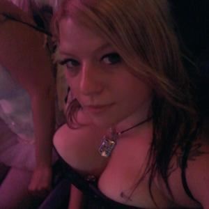 Meet your Posher, Dee