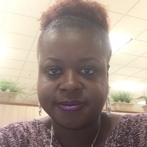 Meet your Posher, Renee