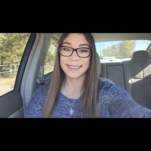 Meet your Posher, Dani rae