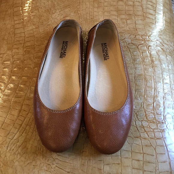 Michael Kors leather flats