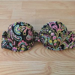 👙Victoria's Secret paisley print swim top👙