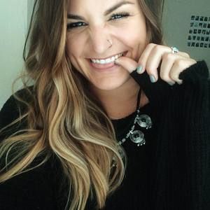 Meet your Posher, Mackenzie