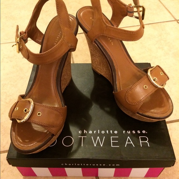 Beautiful Camel colored wedges