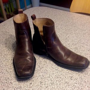 Kenneth Cole Brown boots Men's 8.5 Women's 10