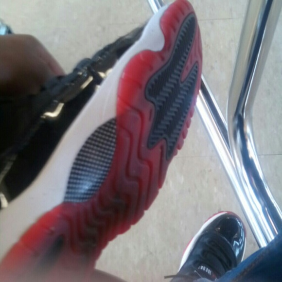 Jordans - Picture 4 of 4