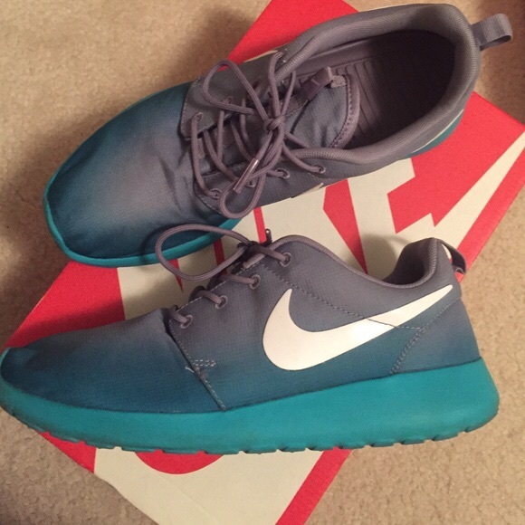Nike Roshe Runs
