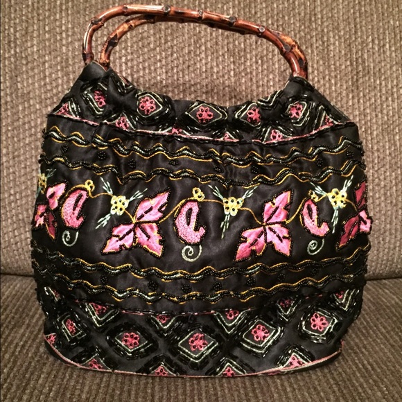 Beautiful Beaded Purse - Picture 1 of 4
