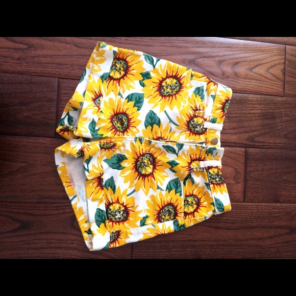 American apparel sunflower shorts