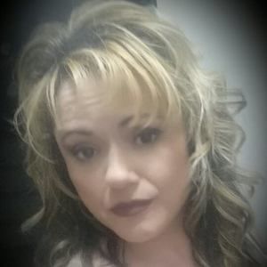 Meet your Posher, Daniella