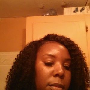 Meet your Posher, Ariel