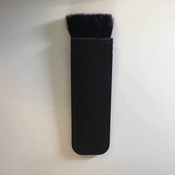 Authentic NARS ita brush - Picture 2 of 4