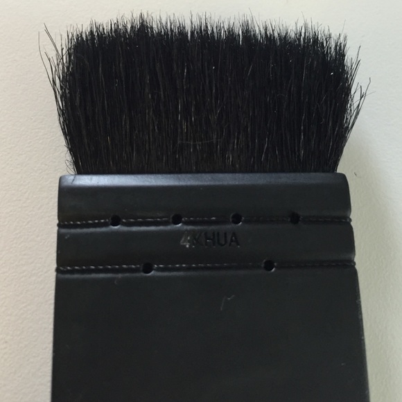 Authentic NARS ita brush - Picture 3 of 4