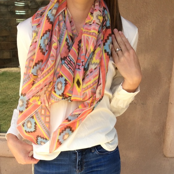 Unknown  Accessories - Aztec inspired scarf