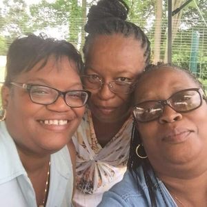 Meet your Posher, Deborah