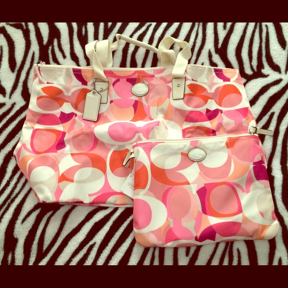 Coach purse / weekend package 👛💕