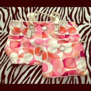 Coach purse / weekend package 👛💕