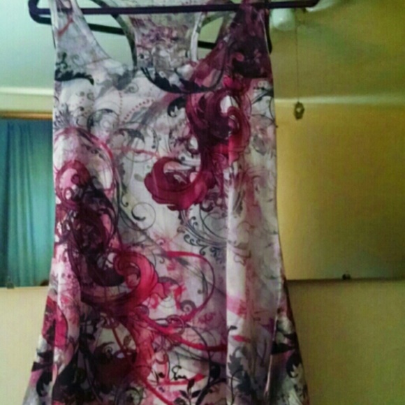 Innocent Clothing tanktop