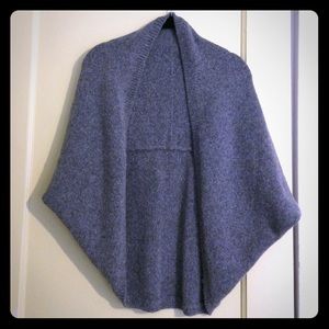 Vince circle sweater.