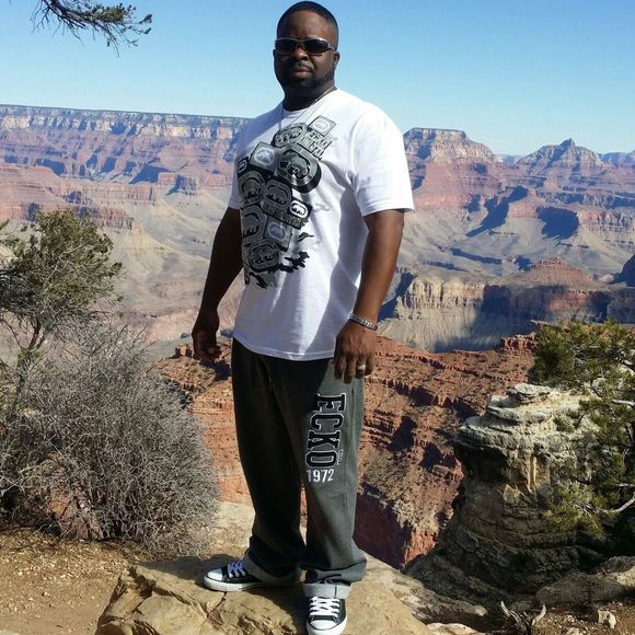 Meet your Posher, Cedric - Picture 1 of 1