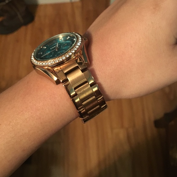 Women's fossil watch - Picture 2 of 3