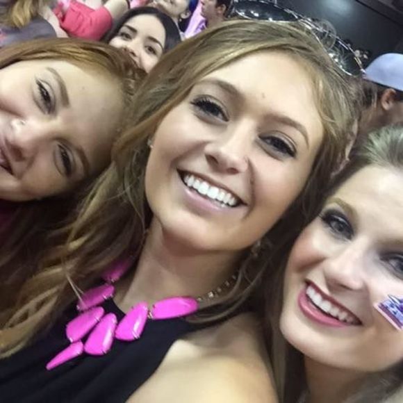 Meet your Posher, Micaela