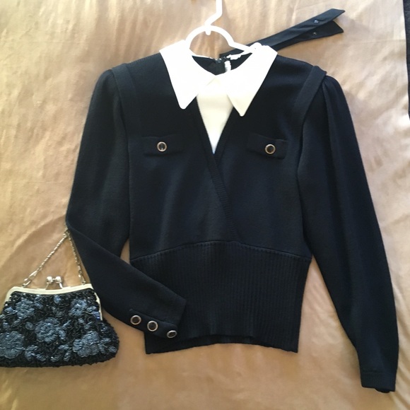 ✨St. John Vintage Classic Sweater ✨