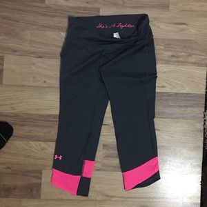 Special Edition breast cancer leggings