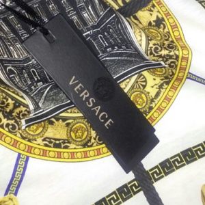 Meet your Posher, Dean