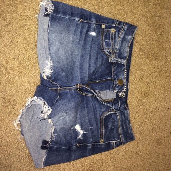 AEO Denim Shorts - Picture 1 of 4