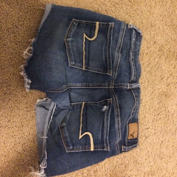 AEO Denim Shorts - Picture 2 of 4