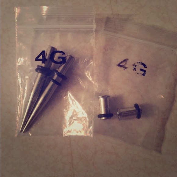 4 gauge