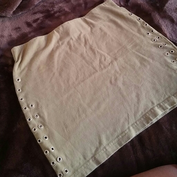 Green pencil skirt