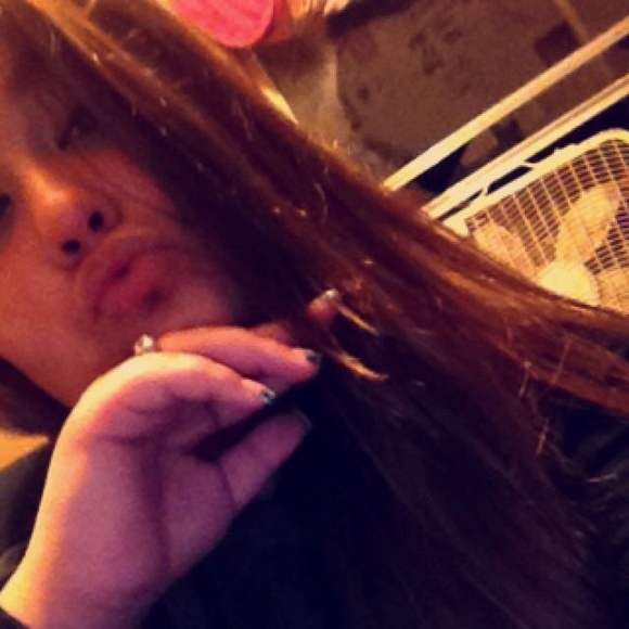 Meet your Posher, Robyn - Picture 1 of 1