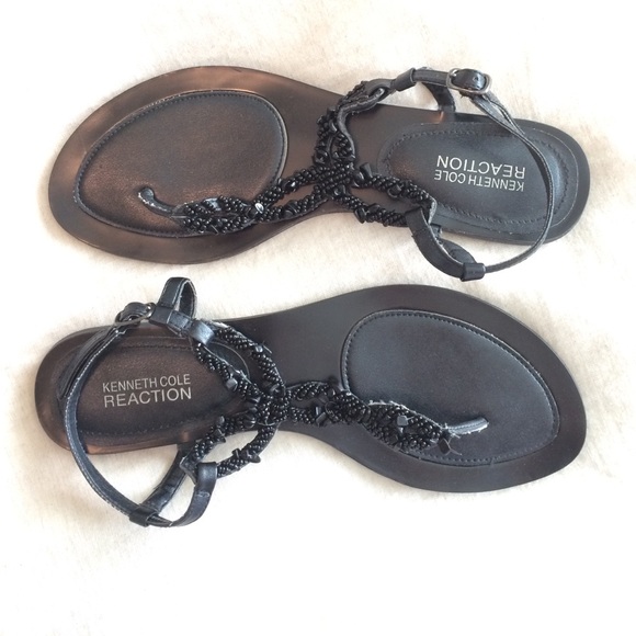Kenneth Cole black sandal