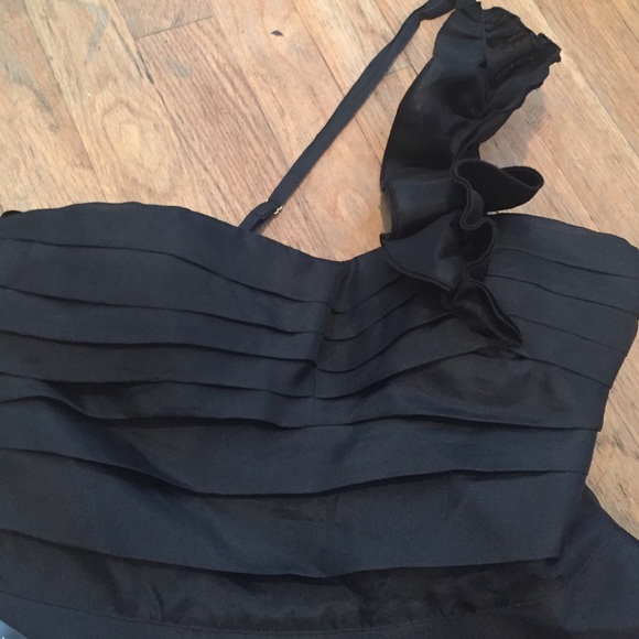 Bebe Silk Organza Multi Layer Dress - Picture 3 of 4