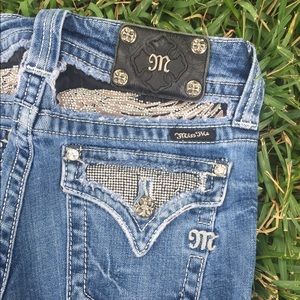 Miss Me Rhinestone Wings & Bling Boot cut jeans 27