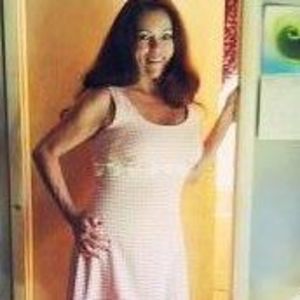 Meet your Posher, Juanita