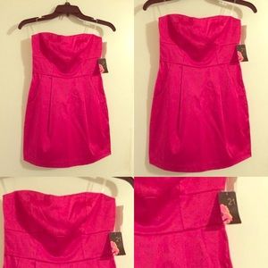 Pretty in pink Mini dress