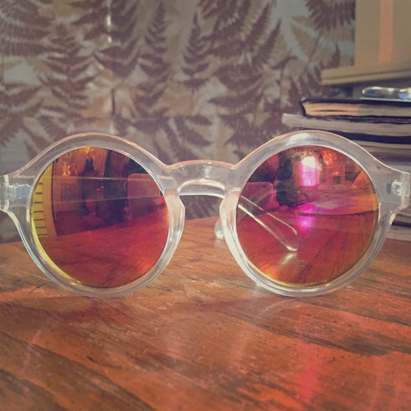 clear rimmed sunglasses