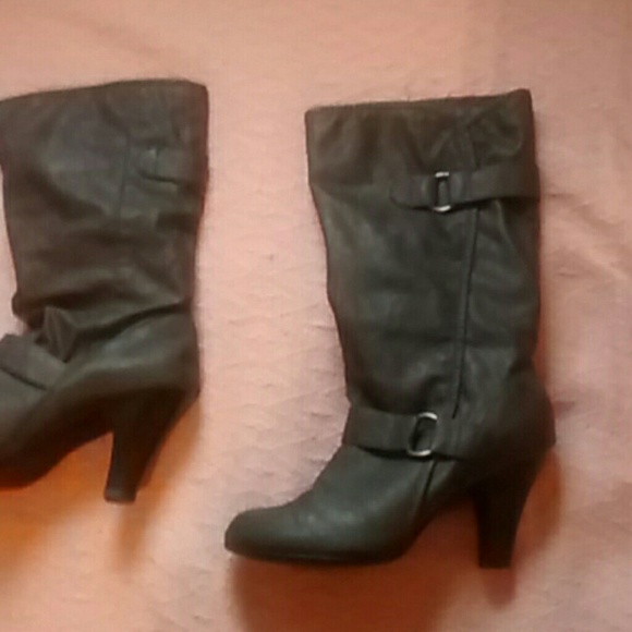 Grey heeled boots