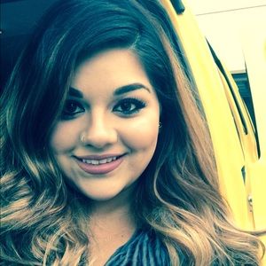 Meet your Posher, Sarai