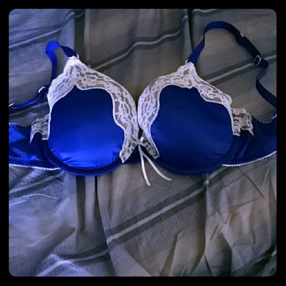 Blue bra with white lace