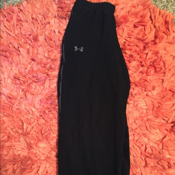 Under armour fleece pants medium