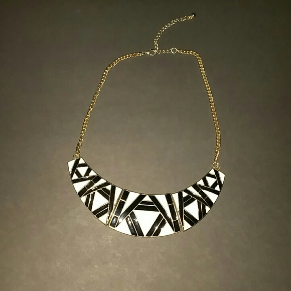 Statement necklace