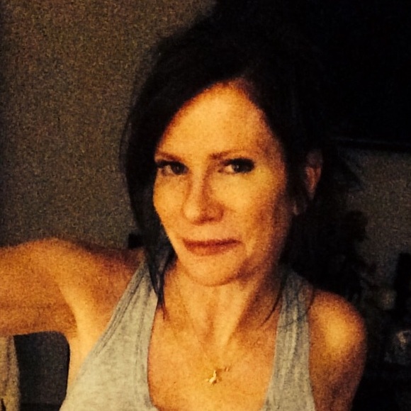 Meet your Posher, A - Picture 2 of 2